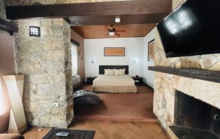 JUNIOR SUITE 8
